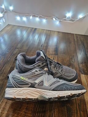 New Balance‎ Womens Gray and Light Blue 510V3 All Terrain Running Sneakers